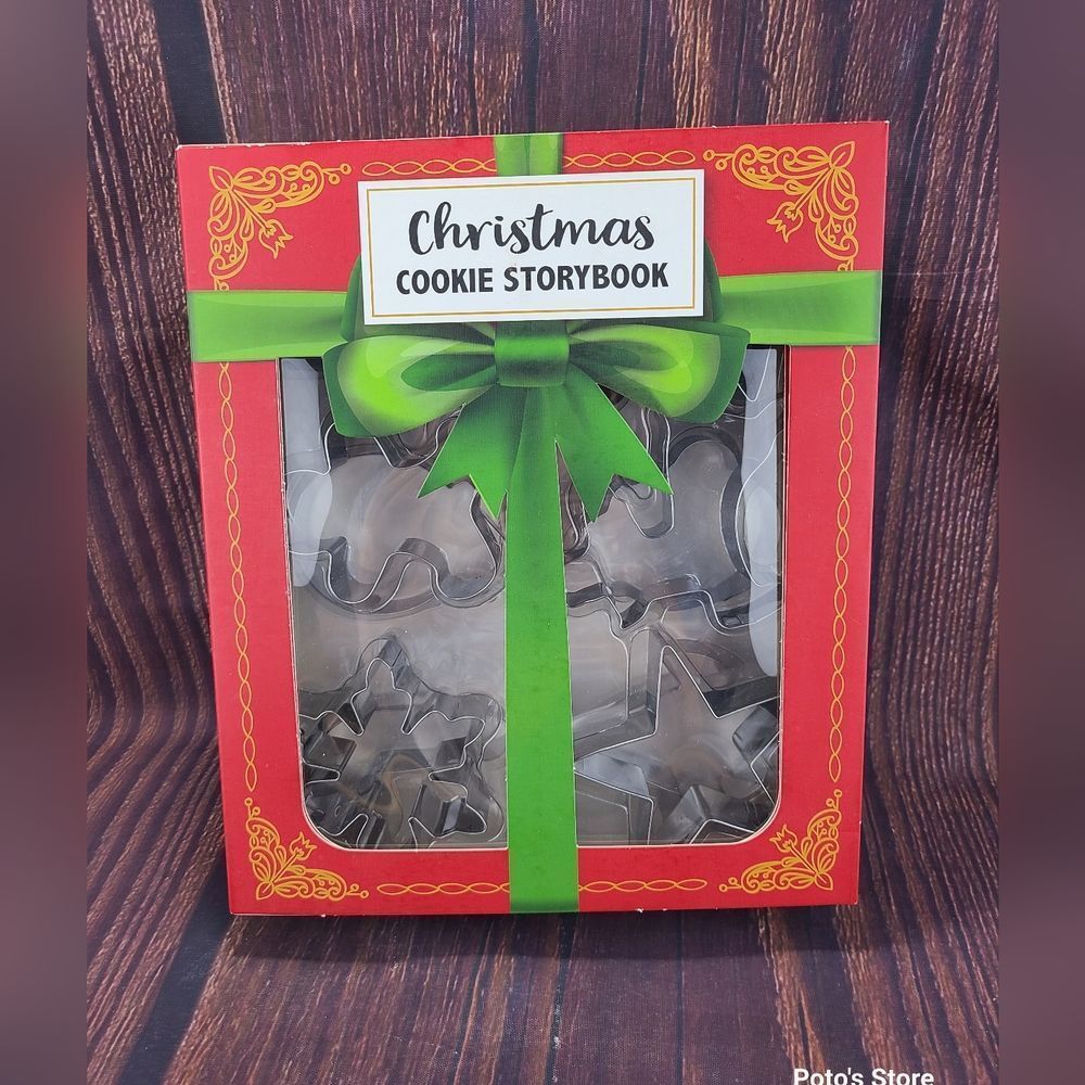celebrate It Christmas storybook - bakeware Cookie cutters 1 pack of 12 pc.